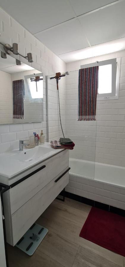 Small Oasis - Appartement 6 Personnes Manilva Buitenkant foto