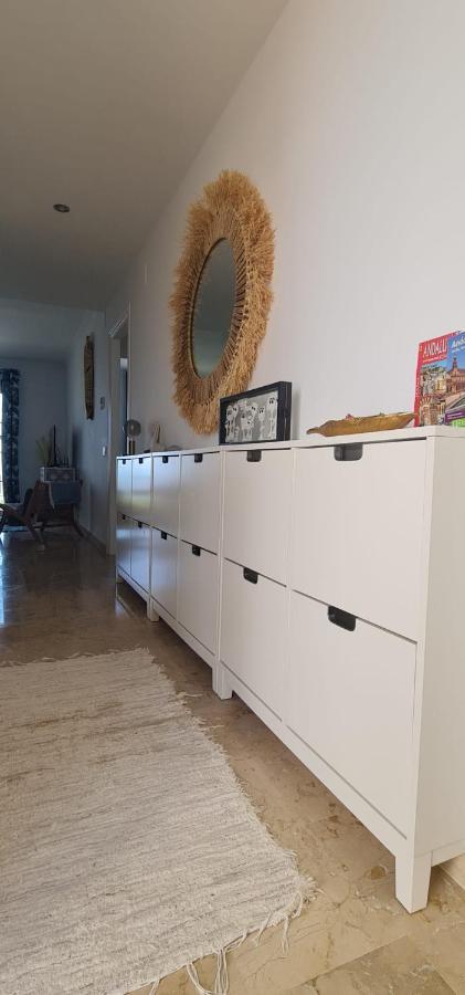 Small Oasis - Appartement 6 Personnes Manilva Buitenkant foto