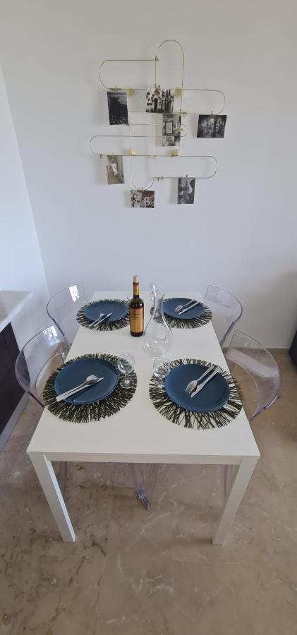 Small Oasis - Appartement 6 Personnes Manilva Buitenkant foto